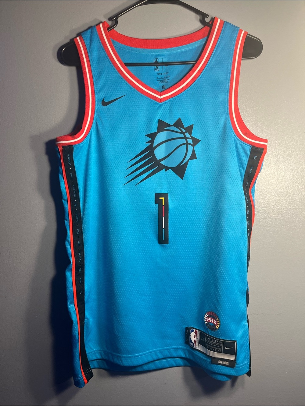 NBA Nike Jersey City Edition 2022-23 Phoenix Suns Devin Booker Men’s Small (40)